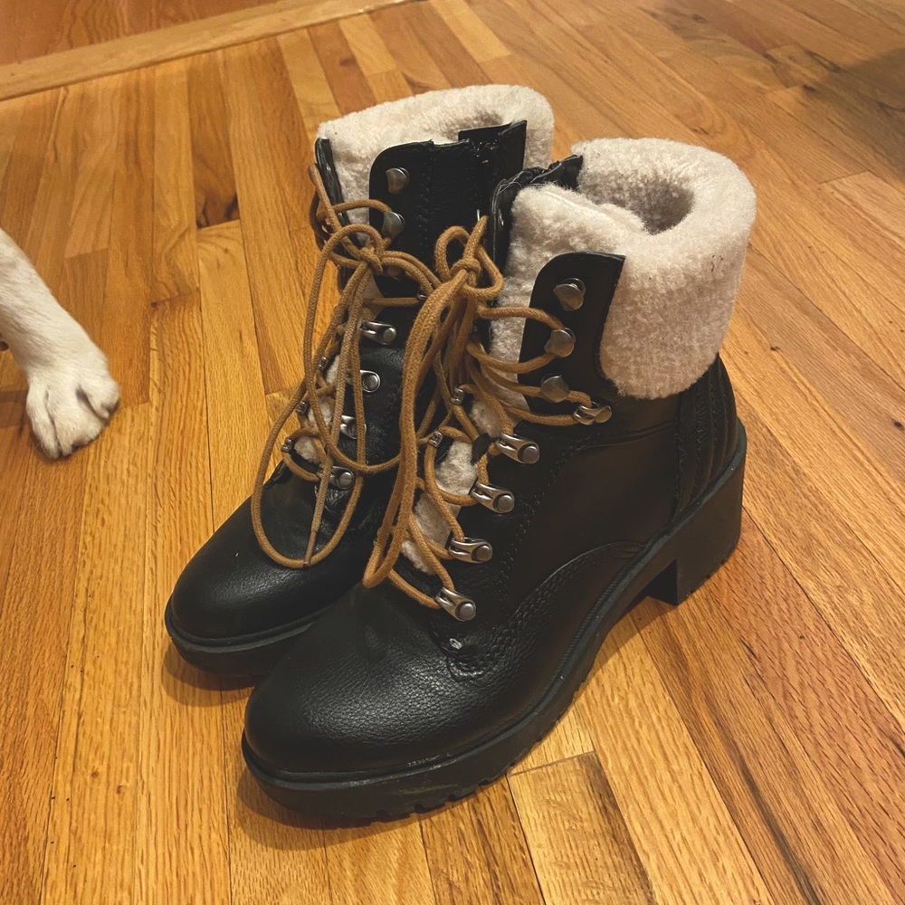 Combat Boots with Fur